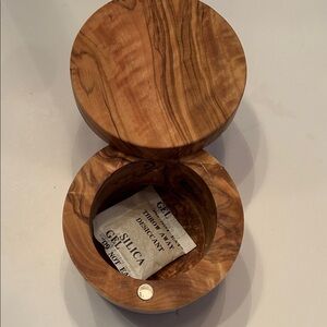 Wooden Round Box
